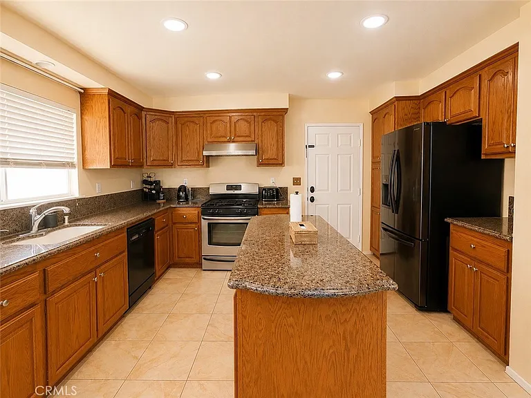 31628 Loma Linda Rd — Photo 6