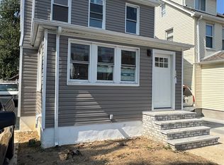 19445 Murdock Avenue, Saint Albans, NY 11412