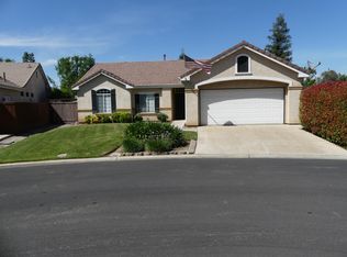 10616 E Greenbury Way, Clovis, CA 93619