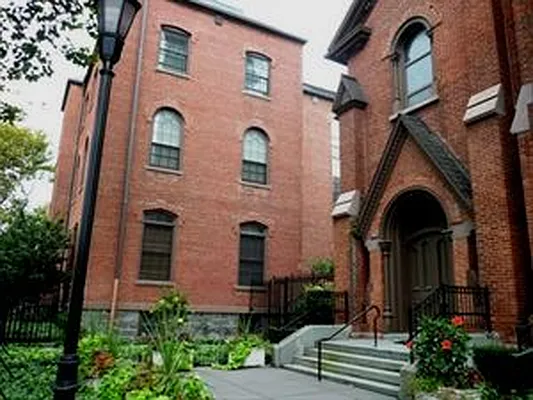 Rented by Douglas Elliman | media 39