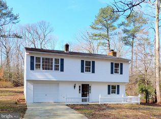 24735 Vega Ct, Hollywood, MD 20636