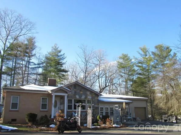 2409 Kanuga Rd, Hendersonville, NC 28739