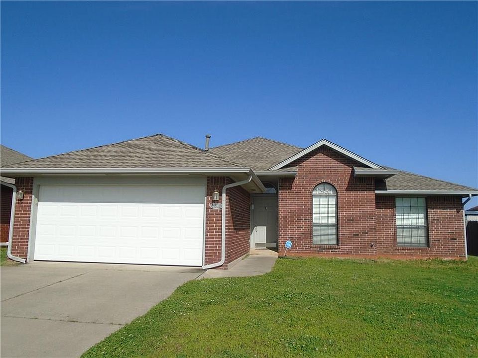 1st image of 1800 Clearwater Dr