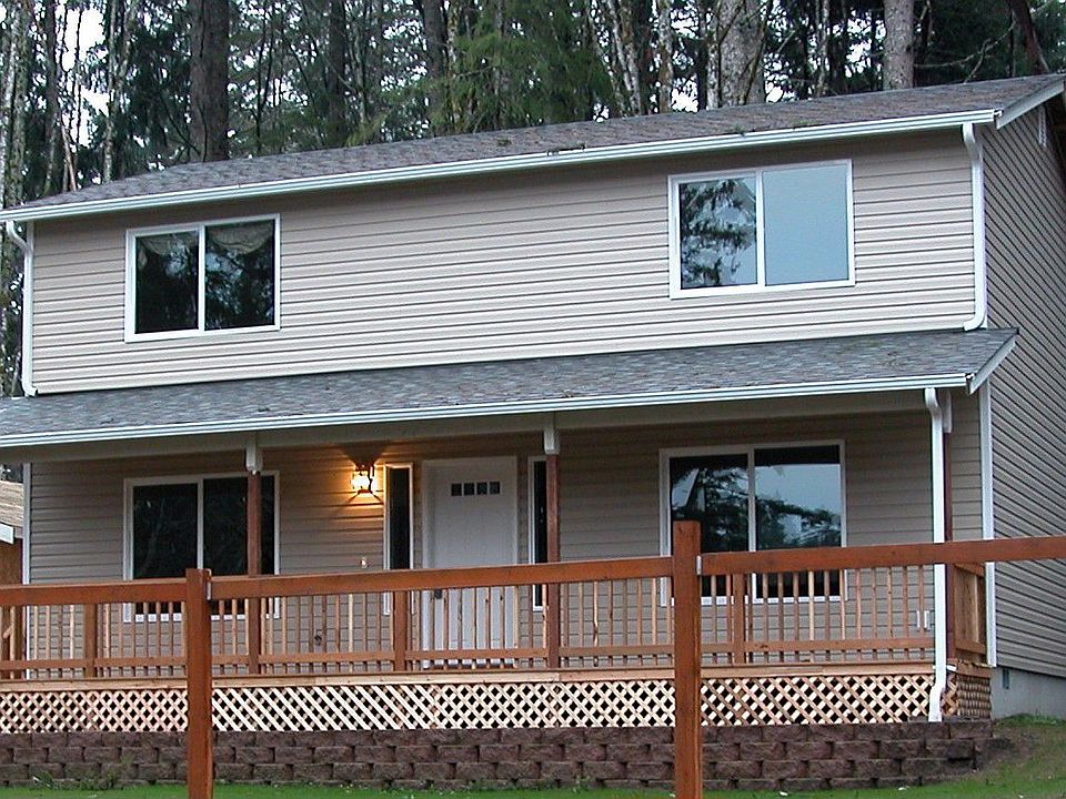 New home with views of Palmer Lake