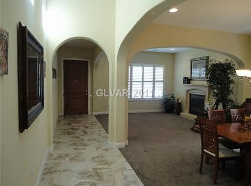 3rd image of 501 Las Alturas Ave