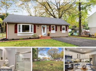 8066 Woodholme Cir, Pasadena, MD 21122