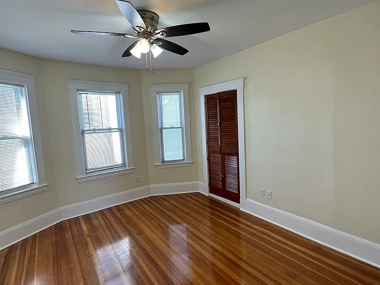 35 George St #3 — Photo 24