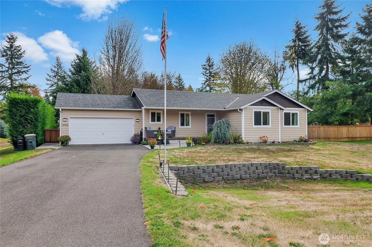 14918 Champion Estates Drive SE photo 1