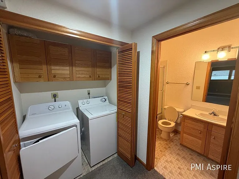 1940 Tincup Ct — Photo 26