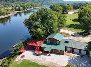 104 Sander Rd, Lake Ozark, MO 65049