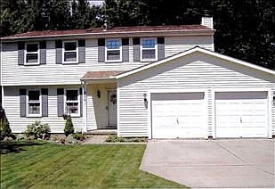 1st image of 9561 Brayes Manor Dr
