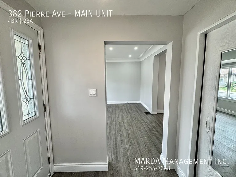 382 Pierre Ave #MAIN — Photo 4
