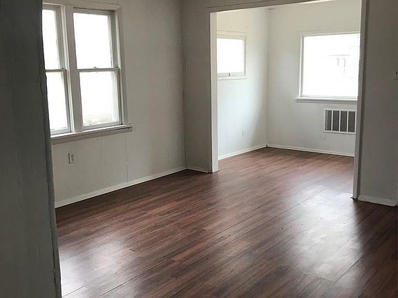 2nd image of 503 Swink Ave