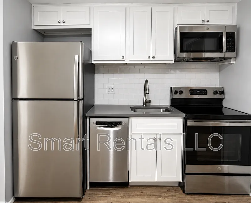 1 bed, 1.0 bath, 650 sqft, $1,100 — Photo 4