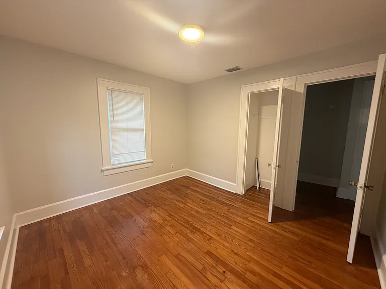 2101 Auburn St S — Photo 16