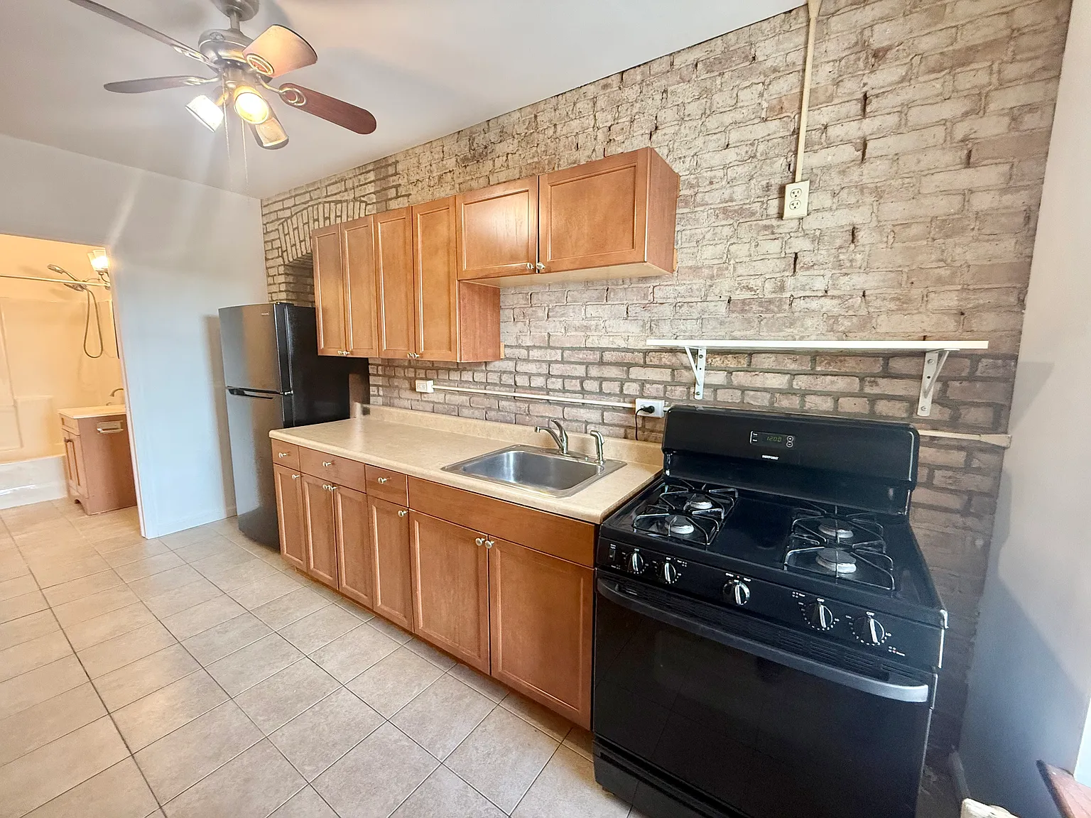 2 bed, $1,199 — Photo 2