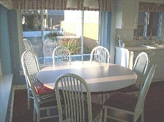 4th image of 12170 Lakeshore Dr