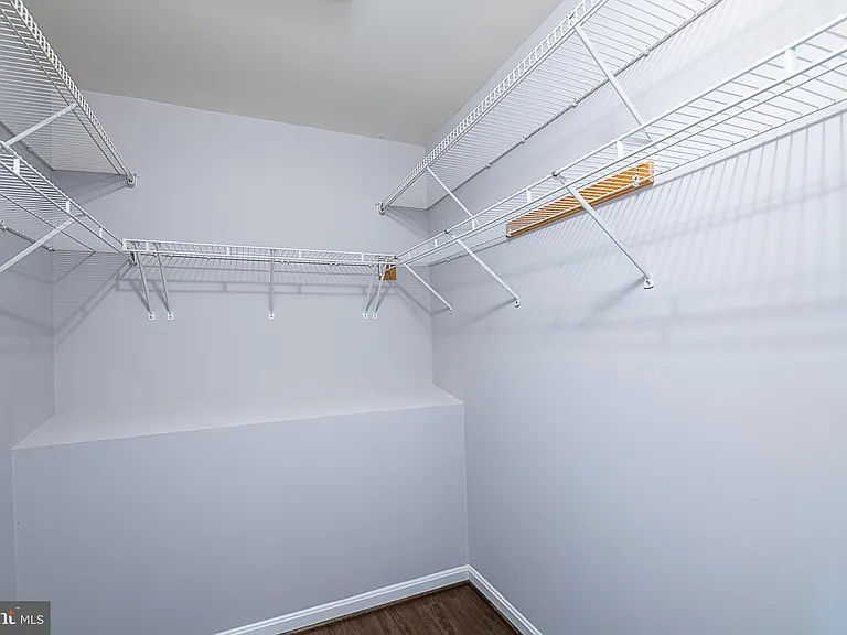 24635 Kings Canyon Sq — Photo 46