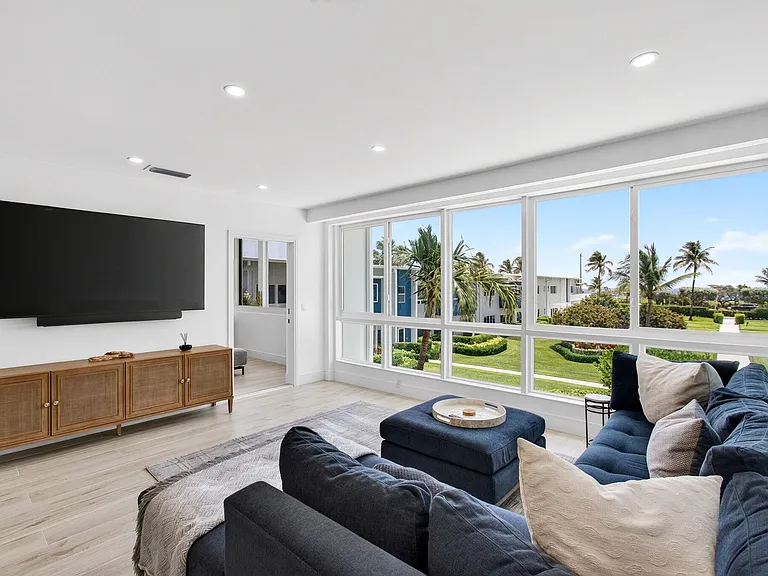 120 N Ocean Blvd #203 — Photo 12