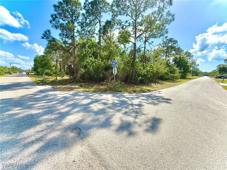 2nd image of 5245/5247 26th St SW