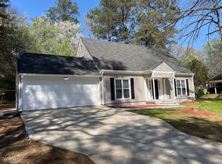 102 Springview Dr, Stockbridge, GA 30281