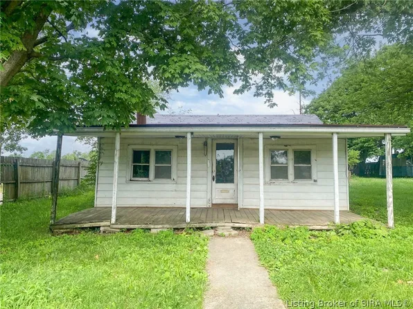 261 N Grant Street, Campbellsburg, IN 47108