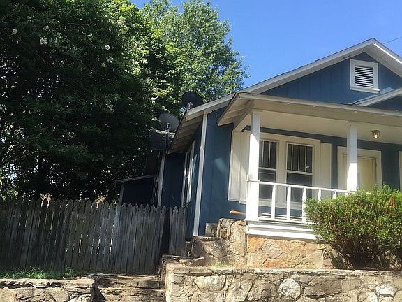 View of side yard fence