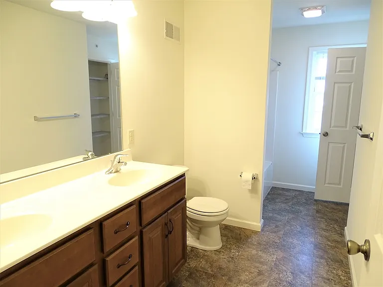 247 Limestone Dr — Photo 14