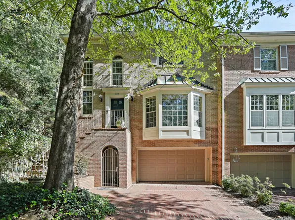 8035 Quarry Ridge Way, Bethesda, MD 20817