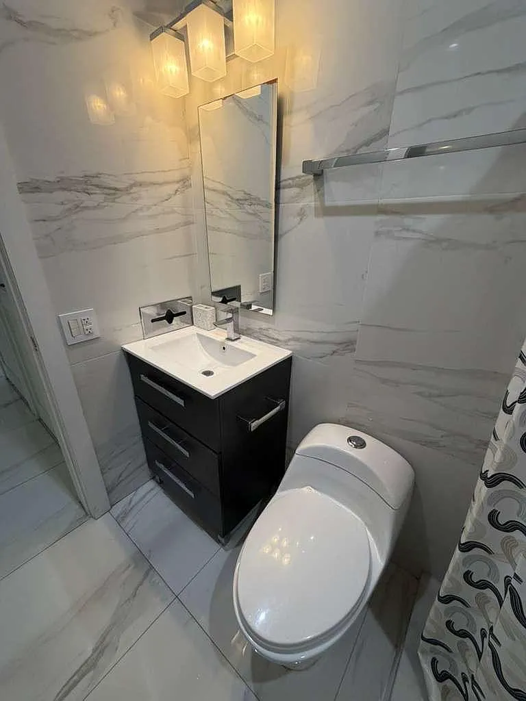 1 bed, 700 sqft, $2,200 — Photo 2