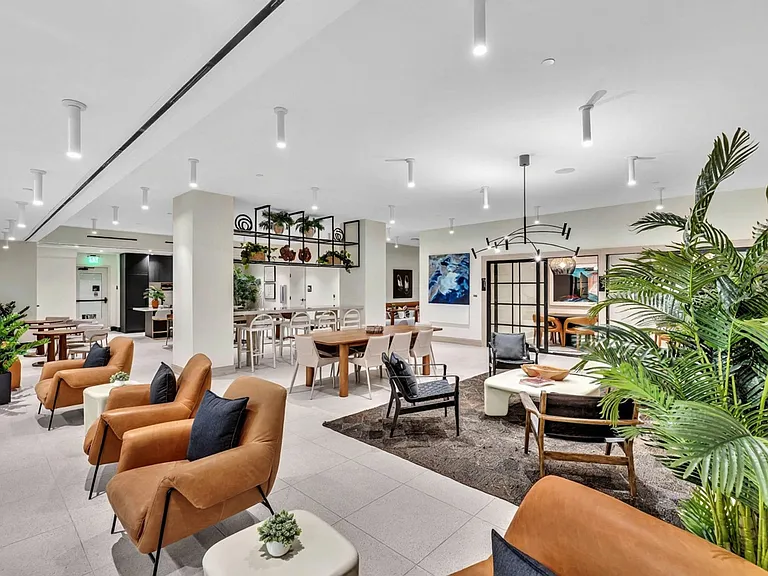 Building's Lounge