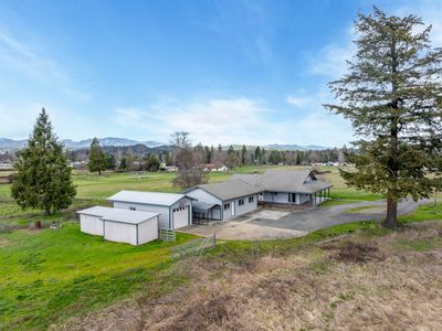 3655 Leonard Rd, Grants Pass, OR, 97527