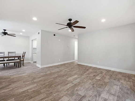 5th image of 633 R Ave Unit 35