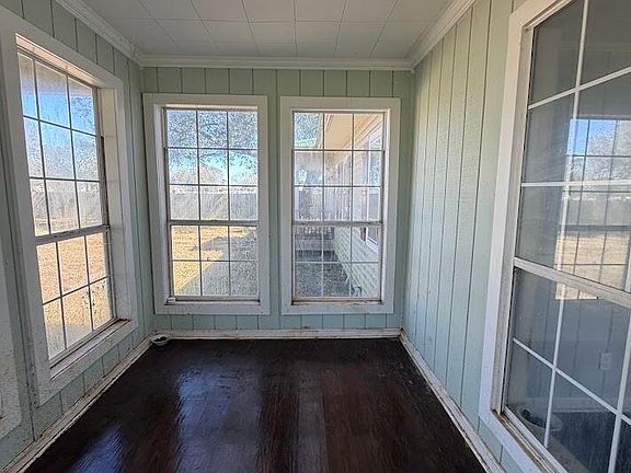 2nd image of 10195 Placide Rd