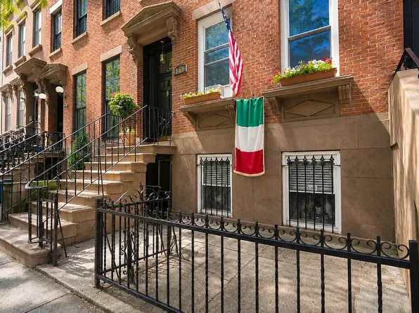 560 Henry St, Brooklyn, NY 11231