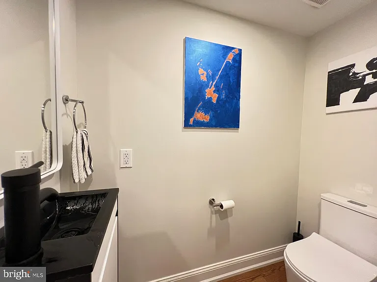 4735 Sheldon St — Photo 12