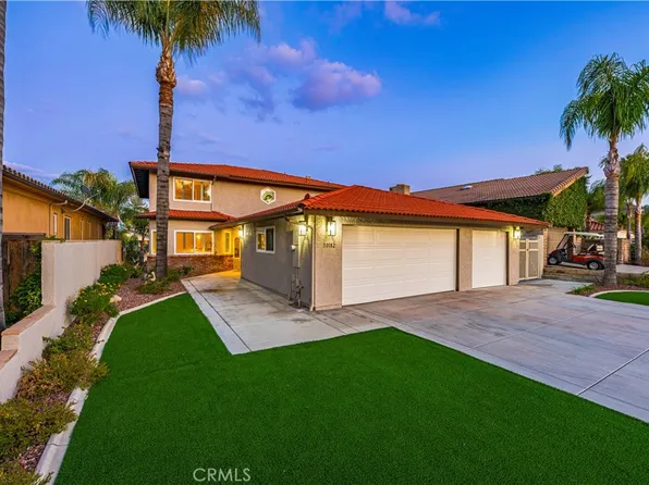 30182 Point Marina Dr, Canyon Lake, CA 92587