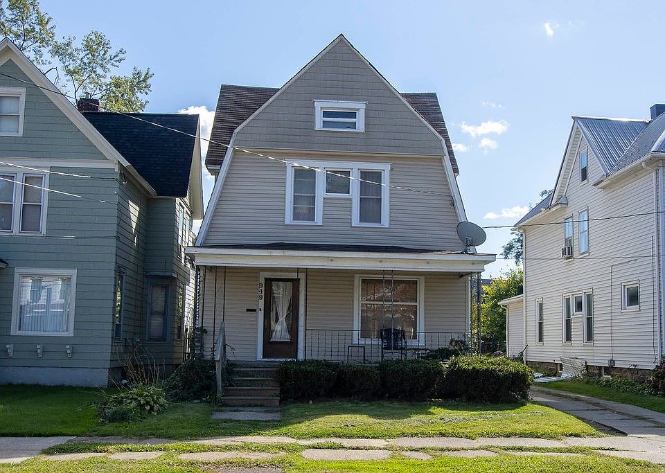 1st image of 949 W 8th St
