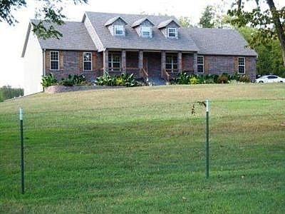 2nd image of 7563 N Farm Road 119