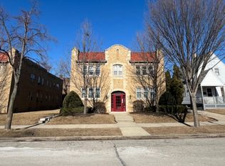 1806 E Kenmore Pl, Milwaukee, WI 53211