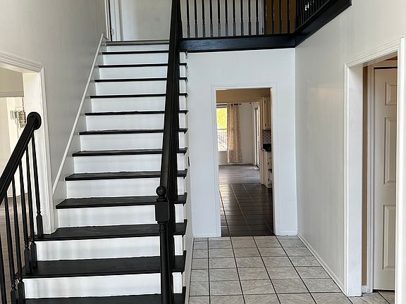 2nd image of 48737 Cross Creek Dr