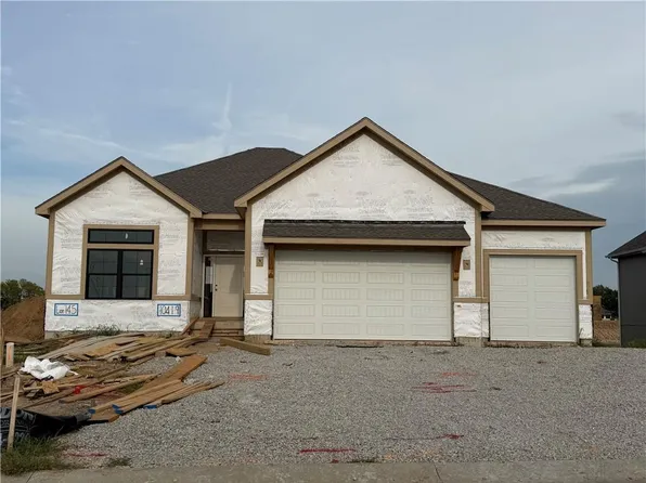 10419 N Liberty St, Kansas City, MO 64155