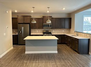 6595 94th Street St S, Cottage Grove, MN 55016