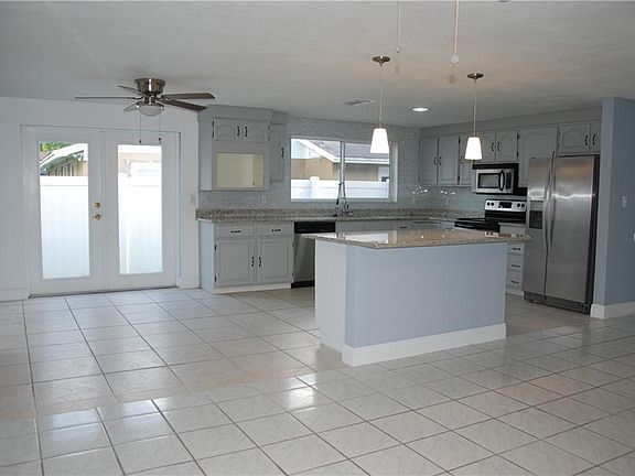 2nd image of 7207 Riverwood Blvd