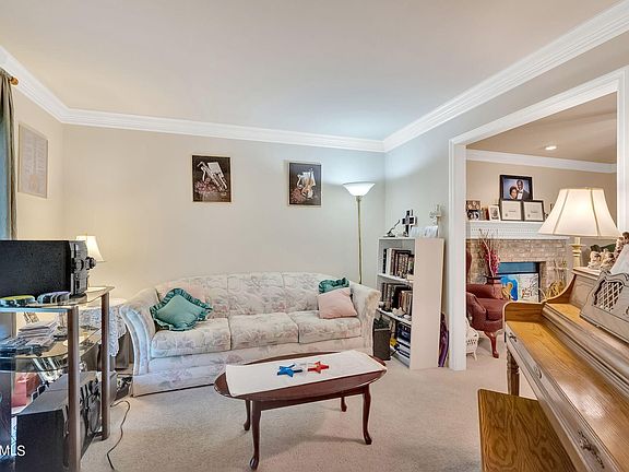 4th image of 4905 Adelene Ln