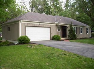 9109 W 95th Ter, Overland Park, KS 66212