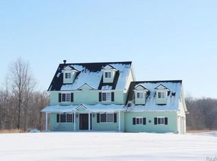 5159 Gurtler Rd, China, MI 48054