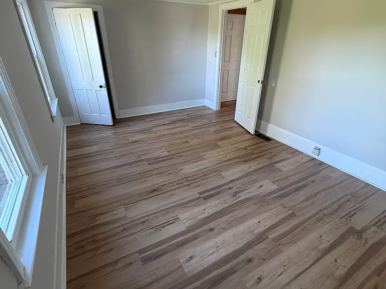 119 N Wilbur Ave — Photo 9