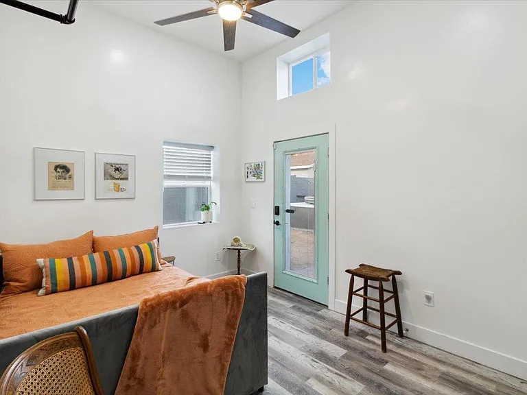1701 W Mitchell Dr #CASITA — Photo 10