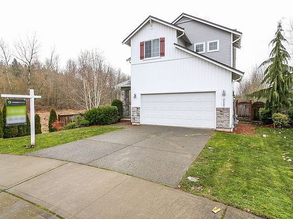 3rd image of 4803 O Ct NE